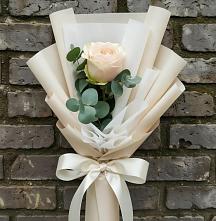 Букет цветов из:  Розы в Анучино