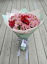 Букет цветов из:  Альстромерии в Анучино
