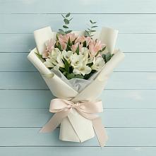 Букет цветов из:  Альстромерии в Анучино