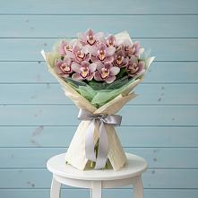 Букет цветов из:  Орхидеи и Розы в Анучино