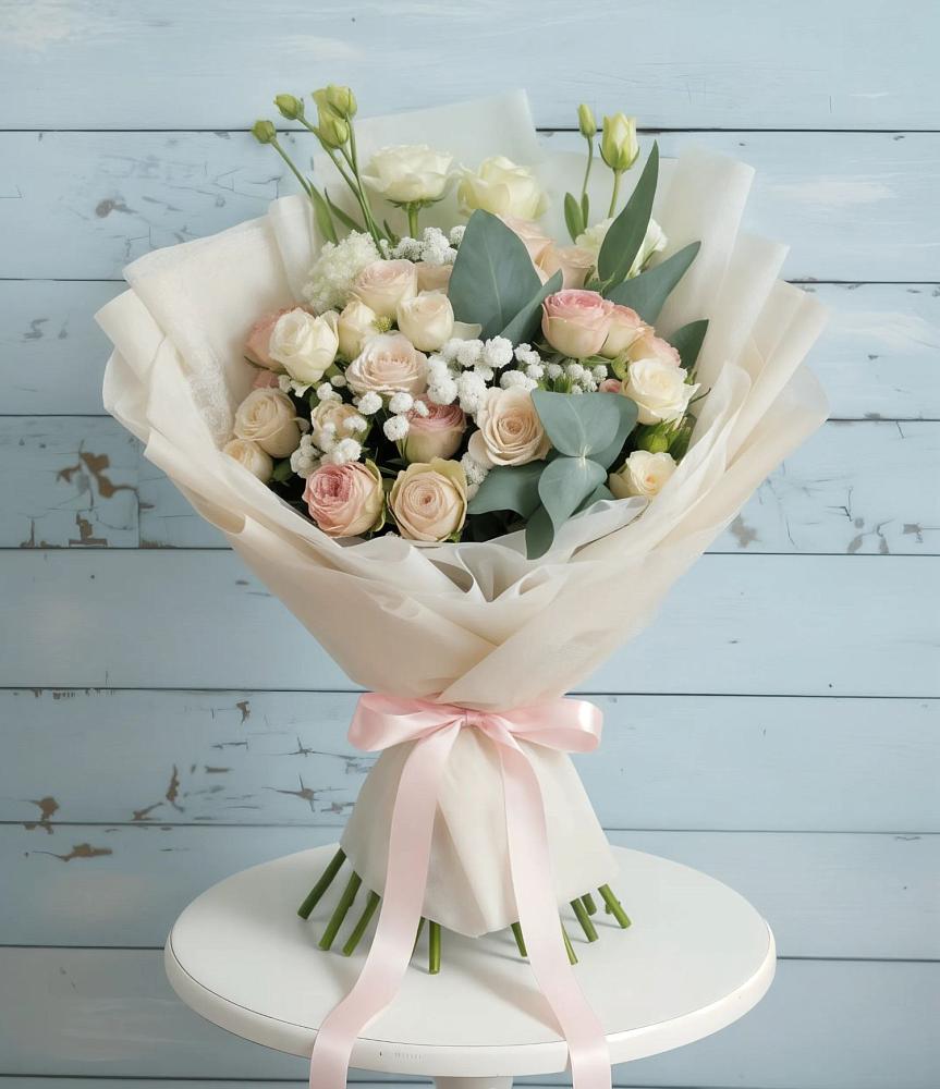 Букет цветов из: Розы и Лизиантусы в Анучино