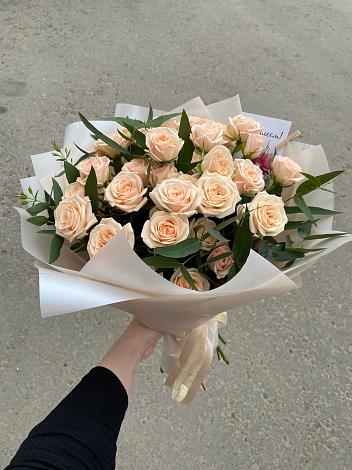 Букет Кремовые розы Латте в Анучино