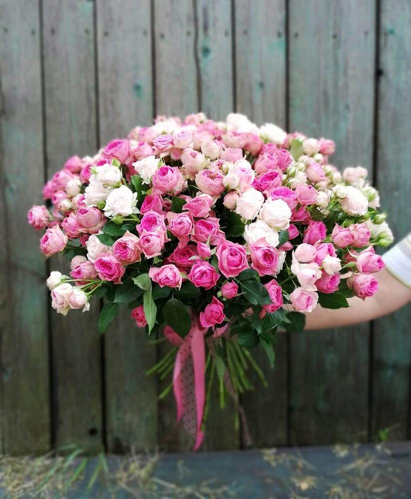 Букет Розовые кустовые розы Натали и Лав Лидия в Анучино