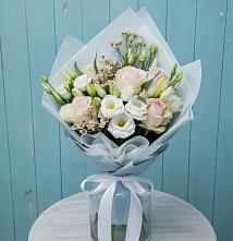 Букет цветов из:  Розы и Лизиантусы в Анучино