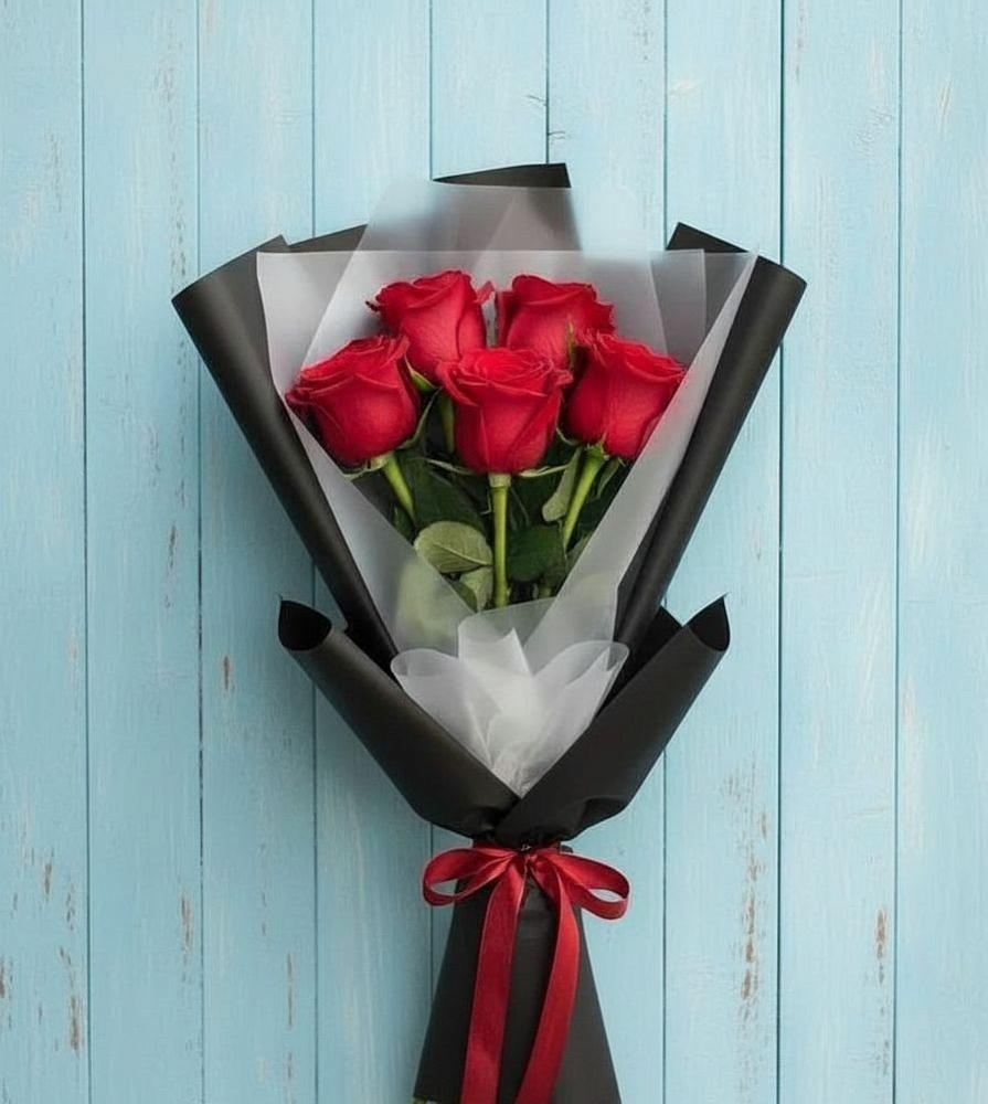 Букет цветов из: Розы в Анучино