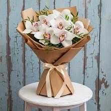 Букет цветов из:  Орхидеи и Розы #REPLACE_PRED# Анучино